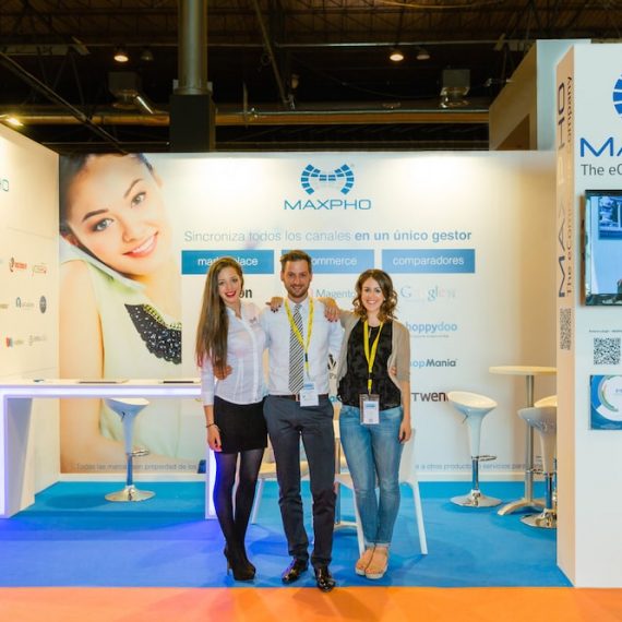 alberto-rocio-marta-stand-maxpho-570x570