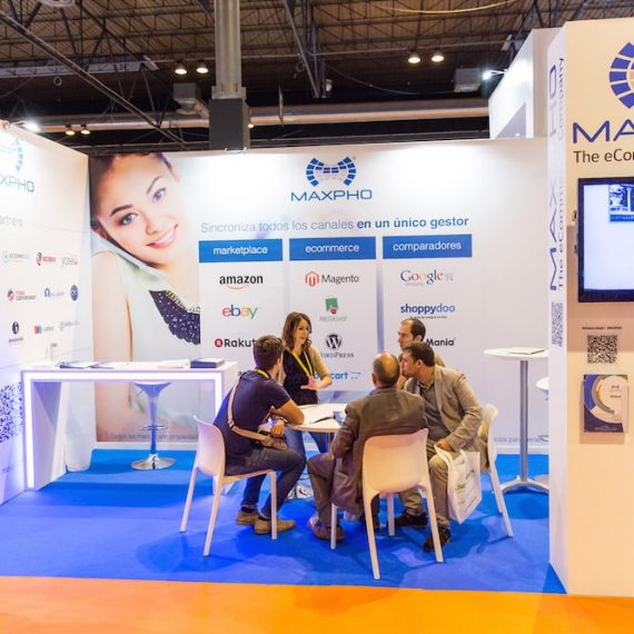 stand-maxpho-570x570